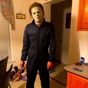 Official michael meyers mask and costume!